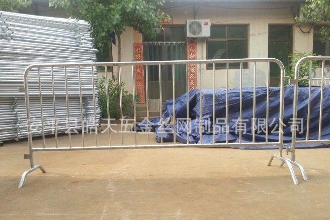 橋型腿護欄.png