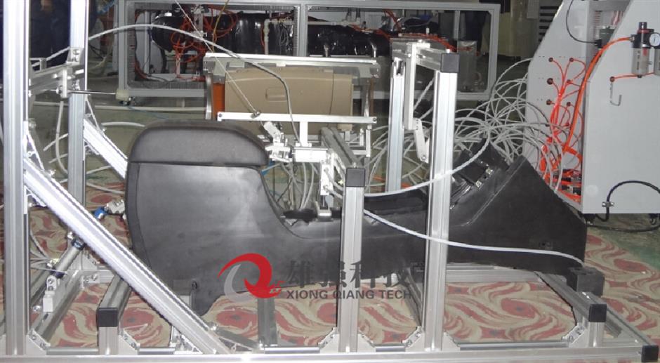 汽车内饰件试验台