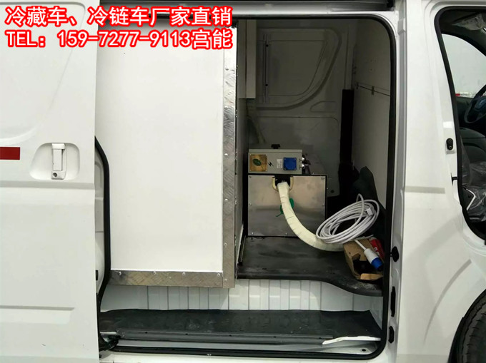 东风黄牌5.2米冷藏车肉钩冷链车