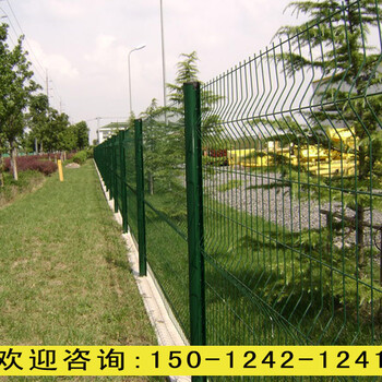 苗圃浸塑铁丝网价广州三角折弯围栏锌钢围栏网