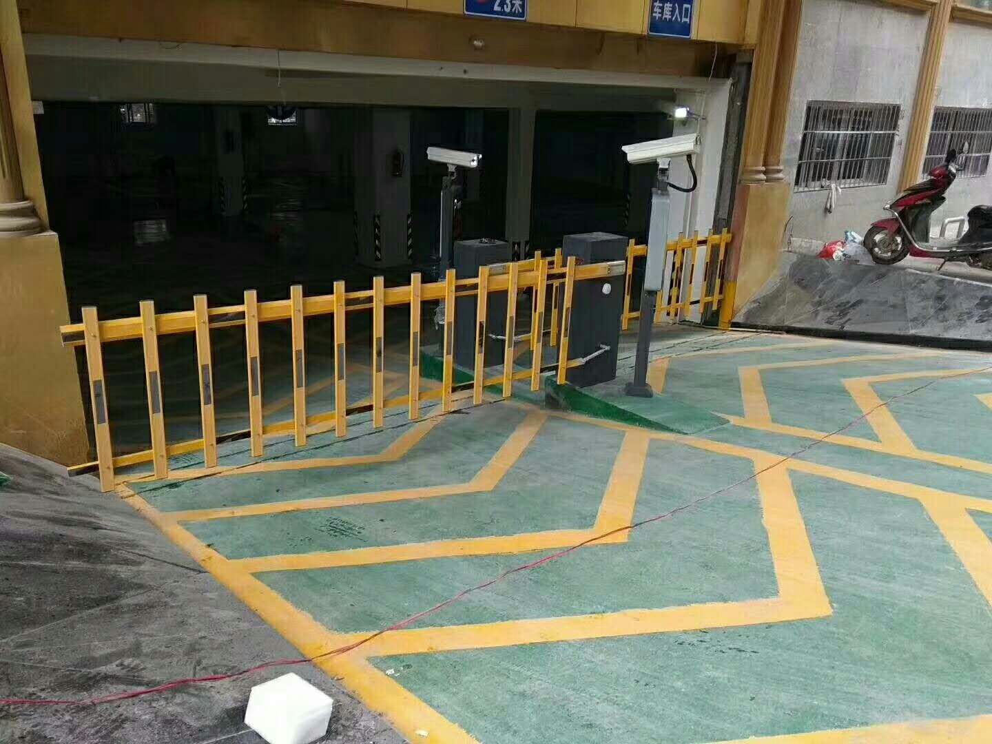 天津道閘14.jpg