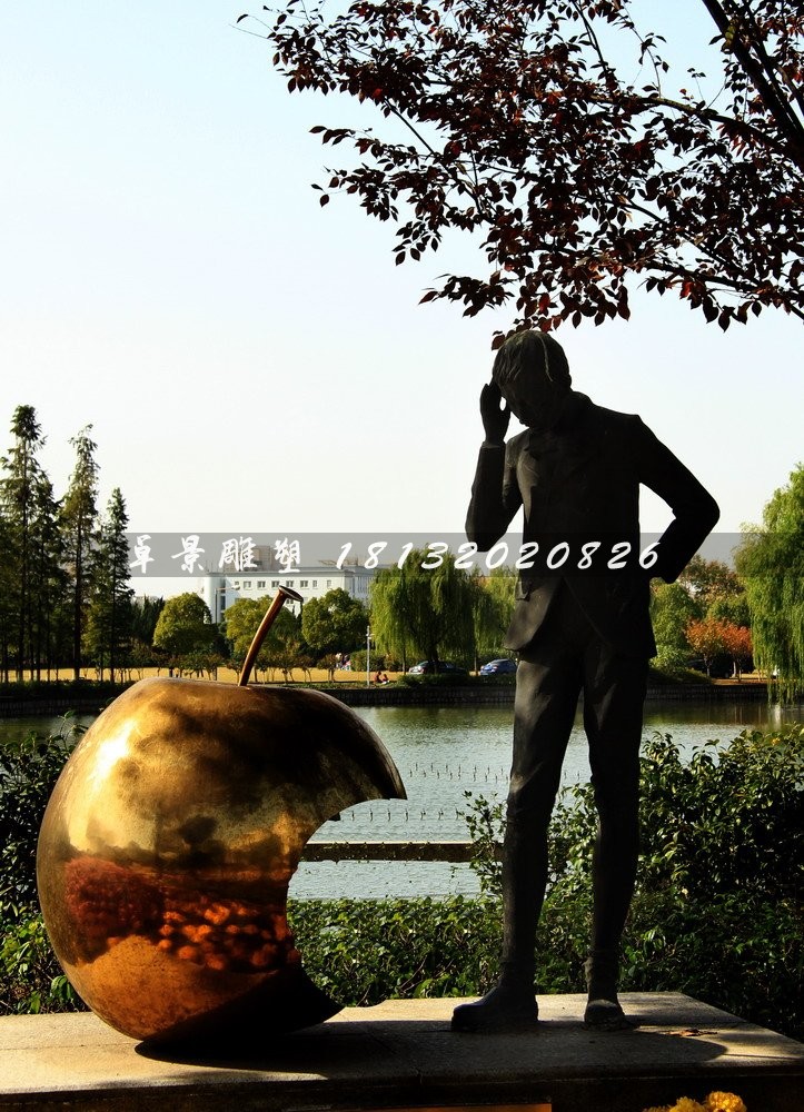 铜雕人物和苹果雕塑，园林景观铜雕.jpg