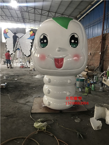 玻璃钢雕塑厂家产品报价，三水雕塑造型价格，佛山玻璃钢雕塑造型