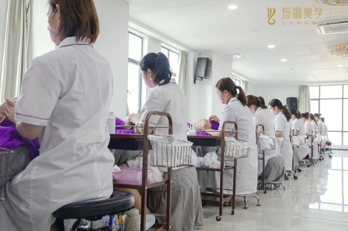 学习美容美发最专业的技校是哪百家乐- 百家乐官方网站- 百家乐APP下载？