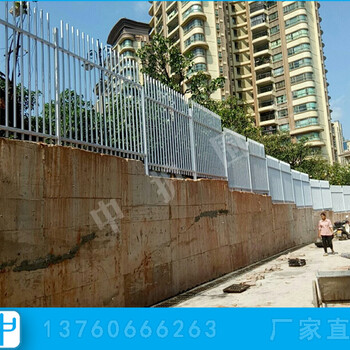肇庆学院围墙栏杆定制铁艺栅栏安装穿孔焊接锌钢围栏