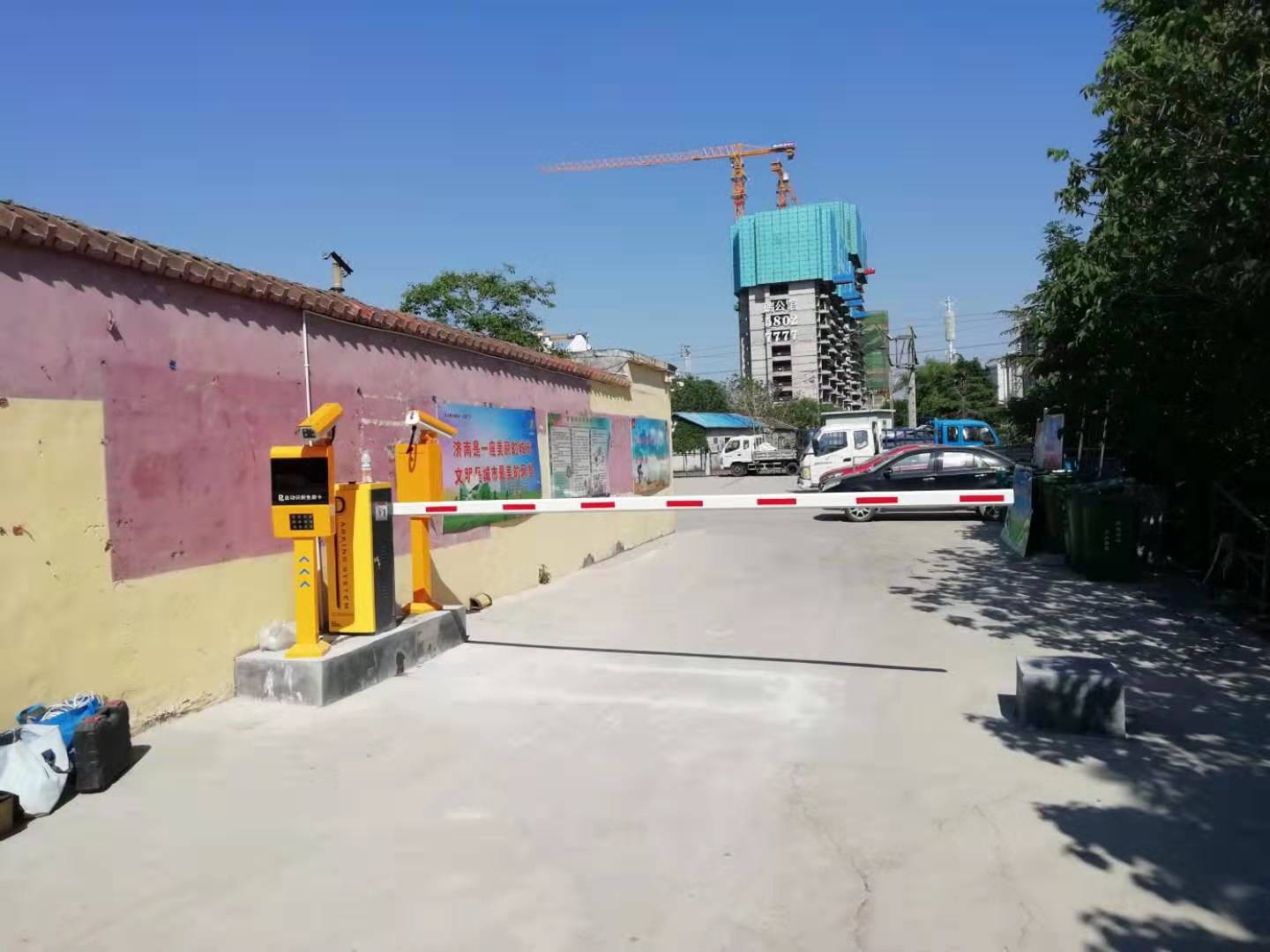 五蓮道閘閘機(jī)廠家總代