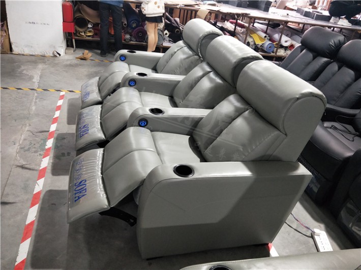 reclining sofa.jpg