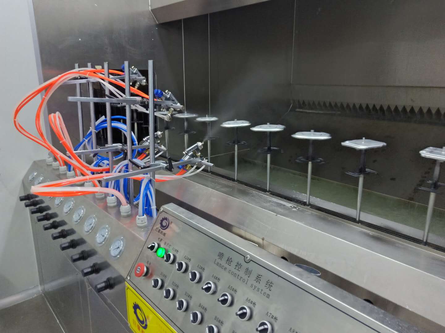塑胶外壳喷涂线手机壳全自动喷漆设备塑胶外壳喷地轨