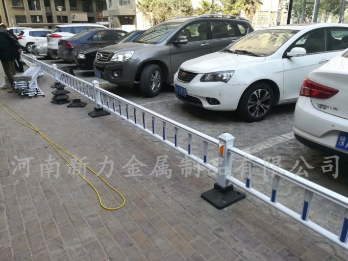 道路護(hù)欄-80.jpg