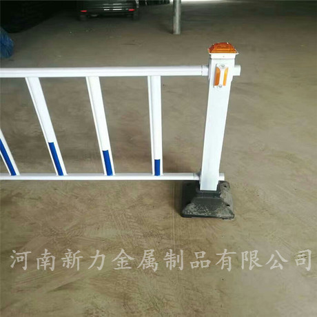 道路護(hù)欄-39.jpg