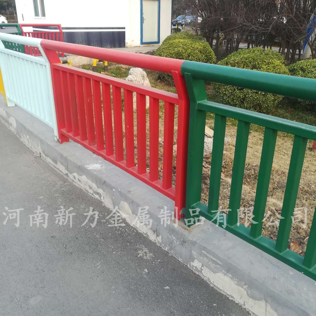 道路護欄-95!.jpg