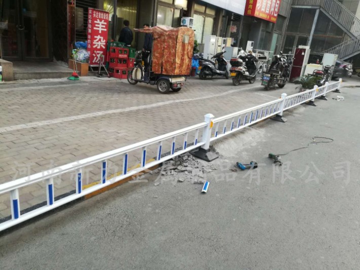 道路護(hù)欄-84.jpg