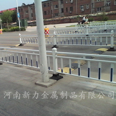 道路護(hù)欄-47.jpg