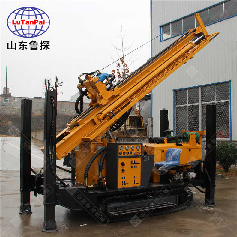CJD-300履帶式氣動水井鉆機1.jpg