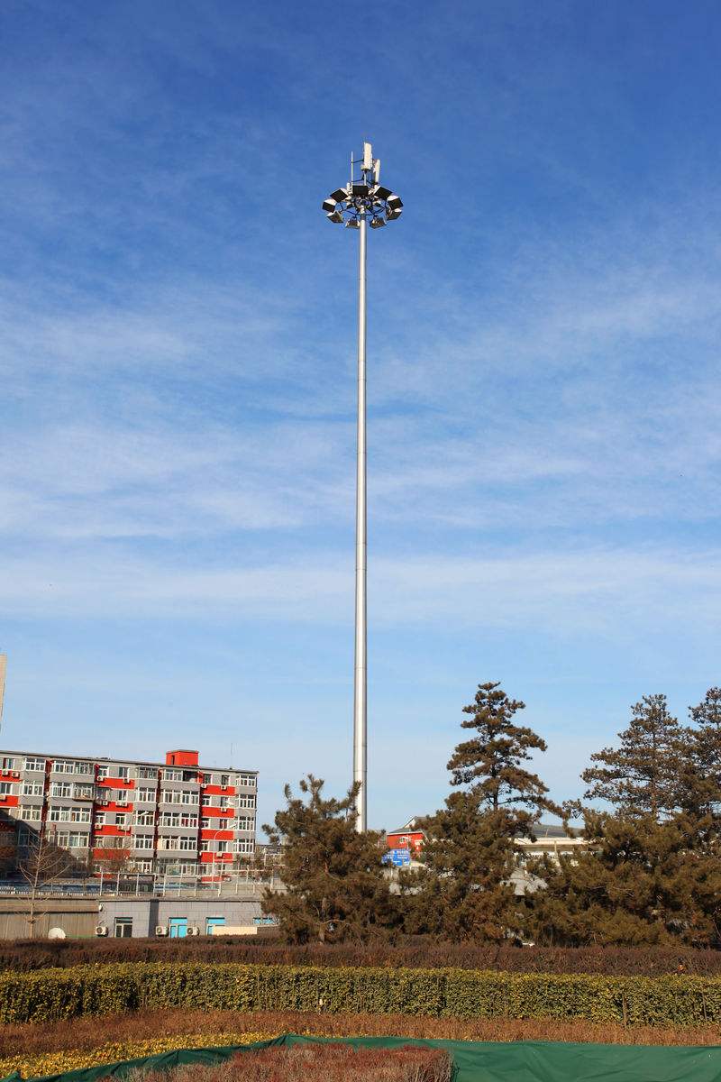 供应枣庄台儿庄新农村建设15米高杆灯