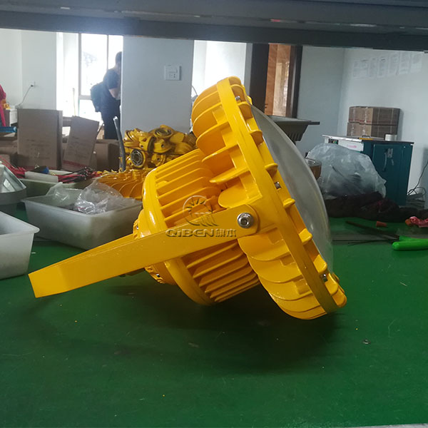 100w220v防爆高天棚頂燈