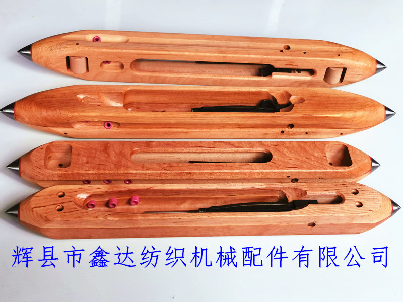 6cm(带滑轮木梭)和375mmx41mmx32mm(不带滑轮木梭),不带滑轮的梭子