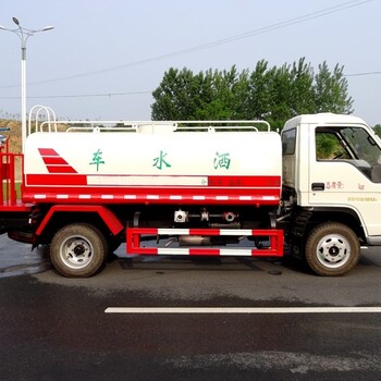 洒水车厂家_街上可见的洒水车