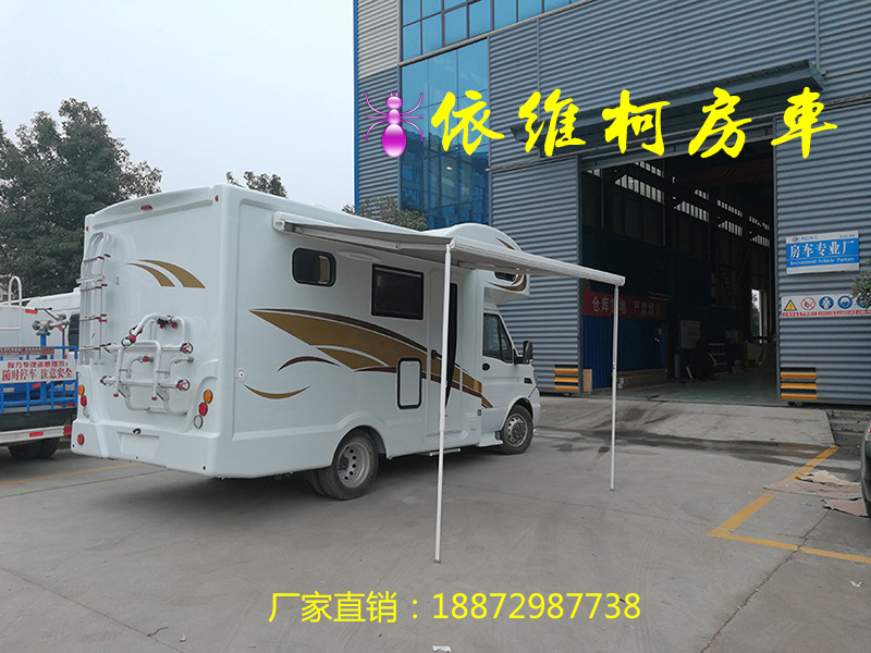 依维柯C型房车图片_豪华房车