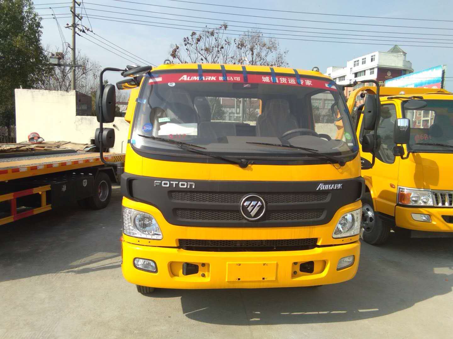 思茅市天锦东风清障车_重型救援清障车拖渣土车