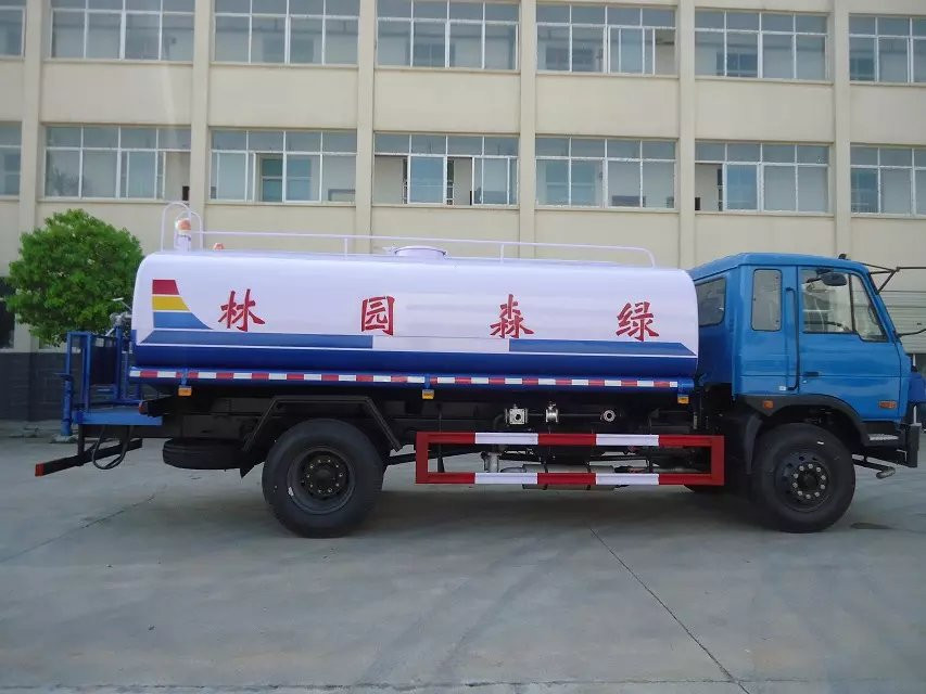 澄迈县东风新款15吨环保洒水车在哪买