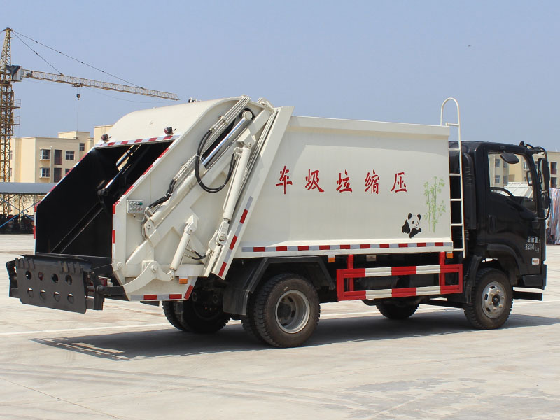 泰安市日本的垃圾车工作视频_中国二手压缩垃圾车市场价格