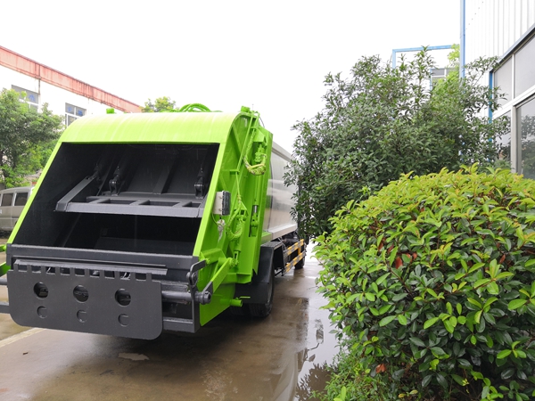 柳州市压缩垃圾车报价gv_东风D7压缩式垃圾车