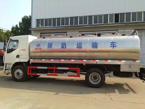 20吨饮用水运输车价格_解放奶罐车