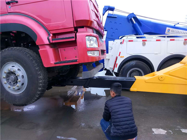 广安市陕汽德龙一拖二清障车家强 _一拖二平板道路清障车