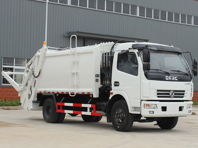 甘孜藏族自治州中联重科压缩垃圾车8吨，垃圾车型号