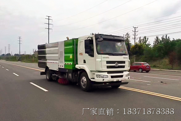 多功能洗扫车厂家  _城市道路大型洗扫车