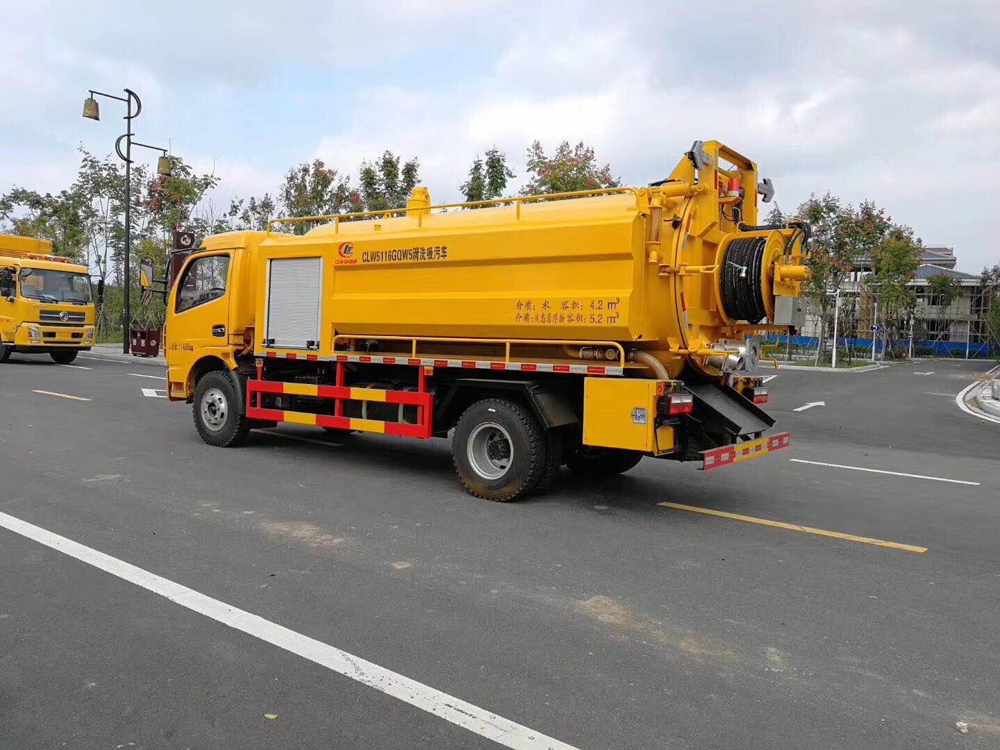 福田欧曼联合疏通车_联合疏通车设备租赁_清洗吸污联合疏通车