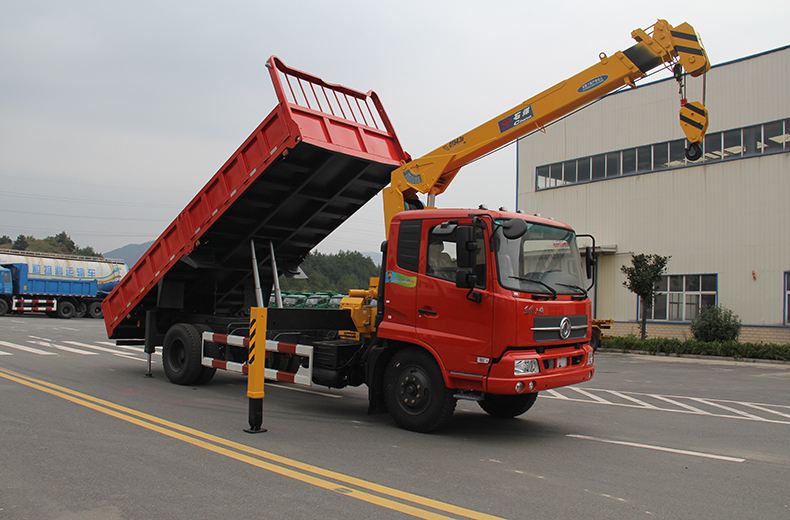 12吨起重运输车演示视频 大型随车吊