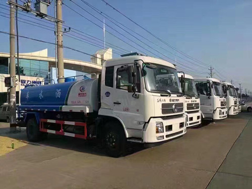 国五东风6方运水车_多功能江淮7吨洒水车