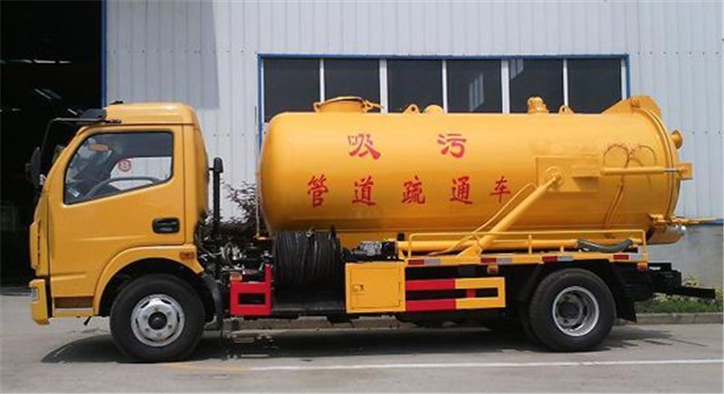 山东吸污车