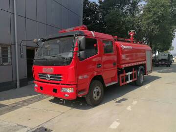 柳州市微型消防车价格_东风消防洒水车多少钱_消防车价格