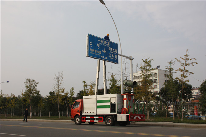 铁路抑尘车_铁路喷洒抑尘车