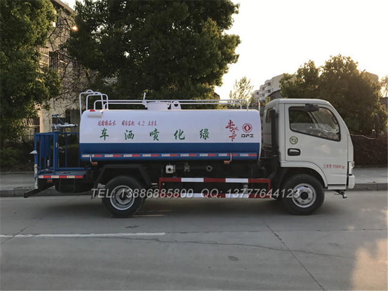 萍乡市东风15方洒水车_3方洒水车_12吨洒水车