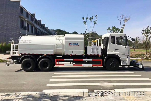 安阳市东风多功能路面清洗车_微型道路清洗车