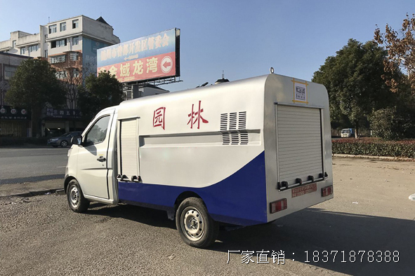 安阳市东风多功能路面清洗车_微型道路清洗车