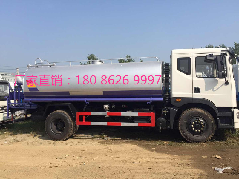 5吨洒水车价格_小型水罐车