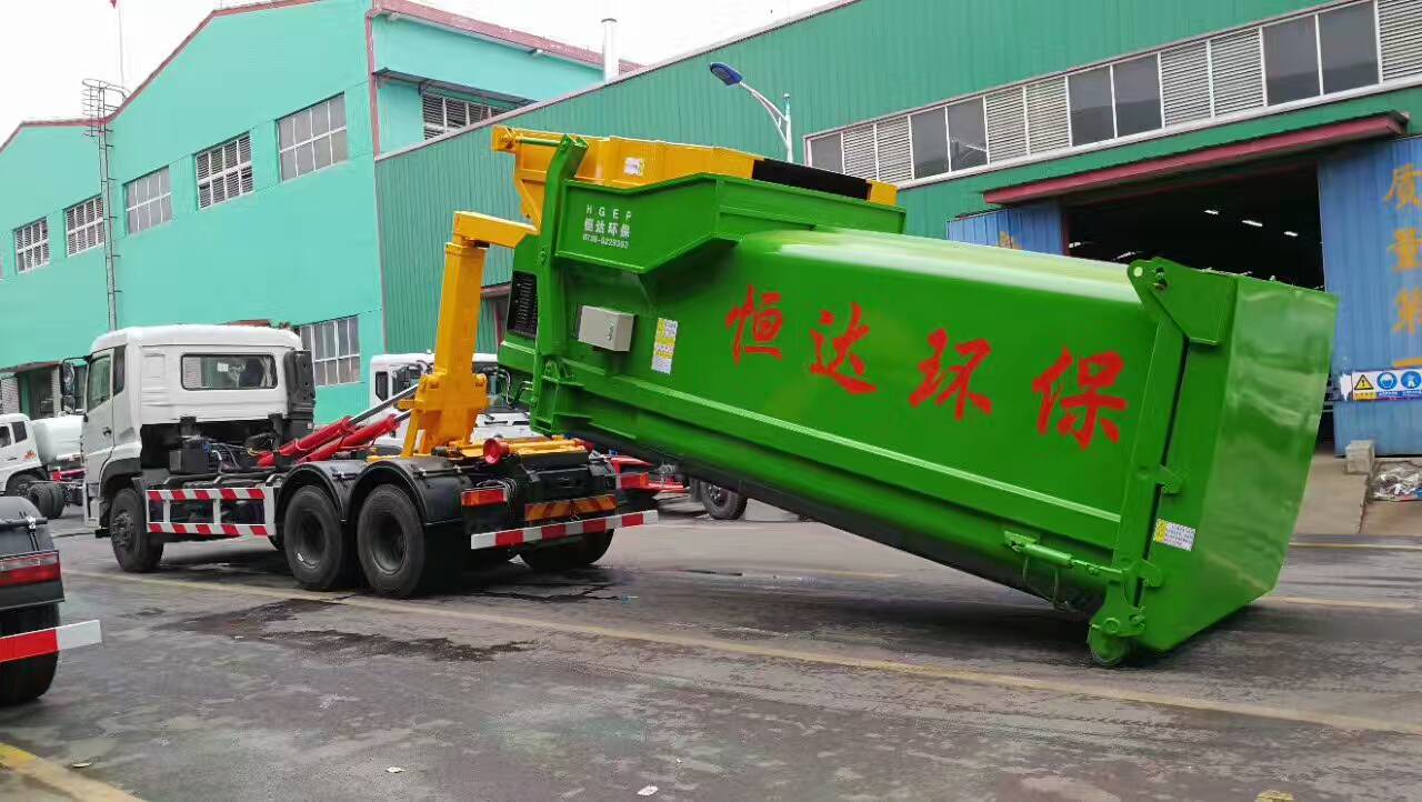 餐厨垃圾回收车_收运垃圾车_东风餐厨垃圾车