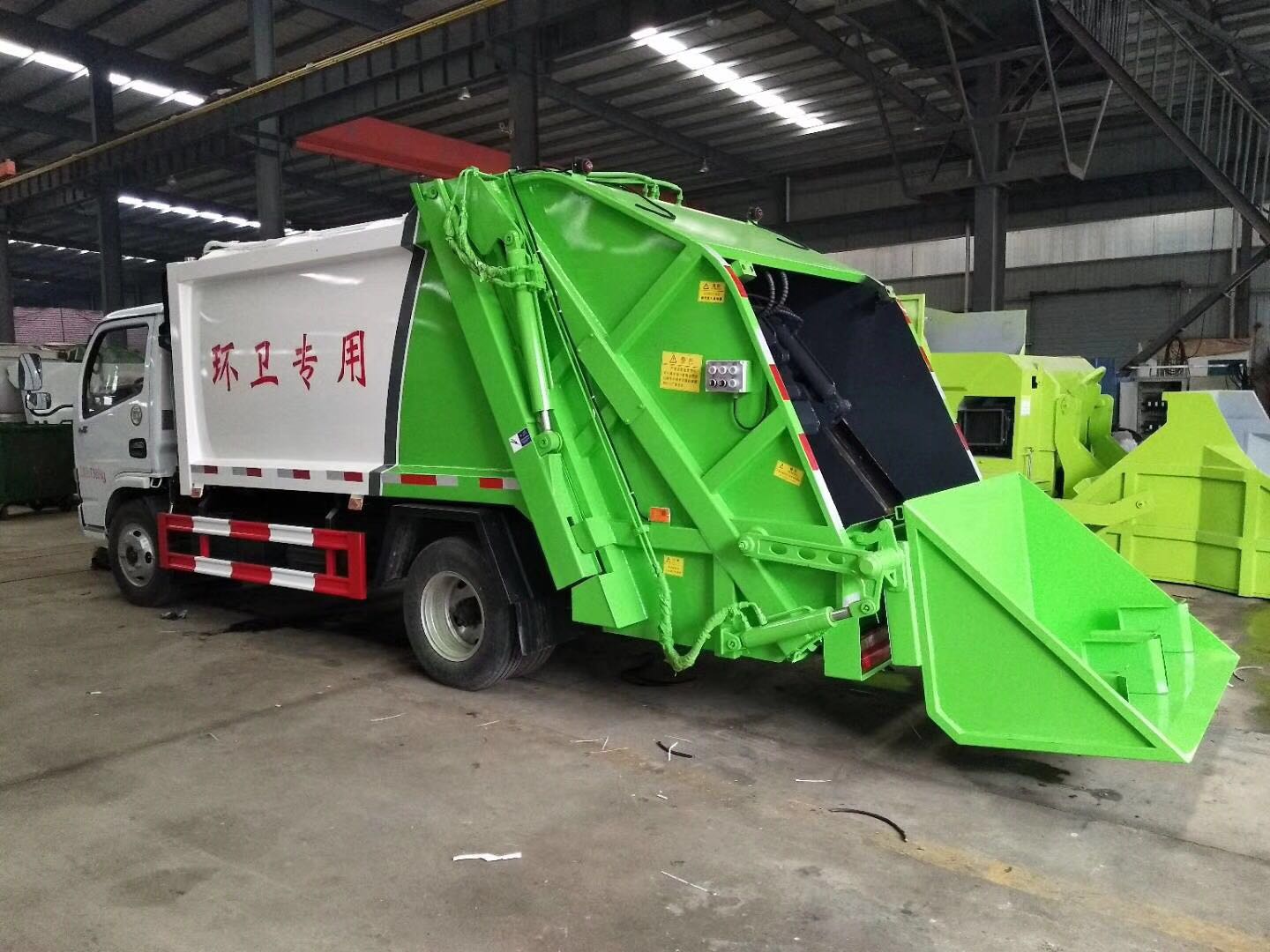 萍乡市小型垃圾清运车价格_6方垃圾压缩车厂家