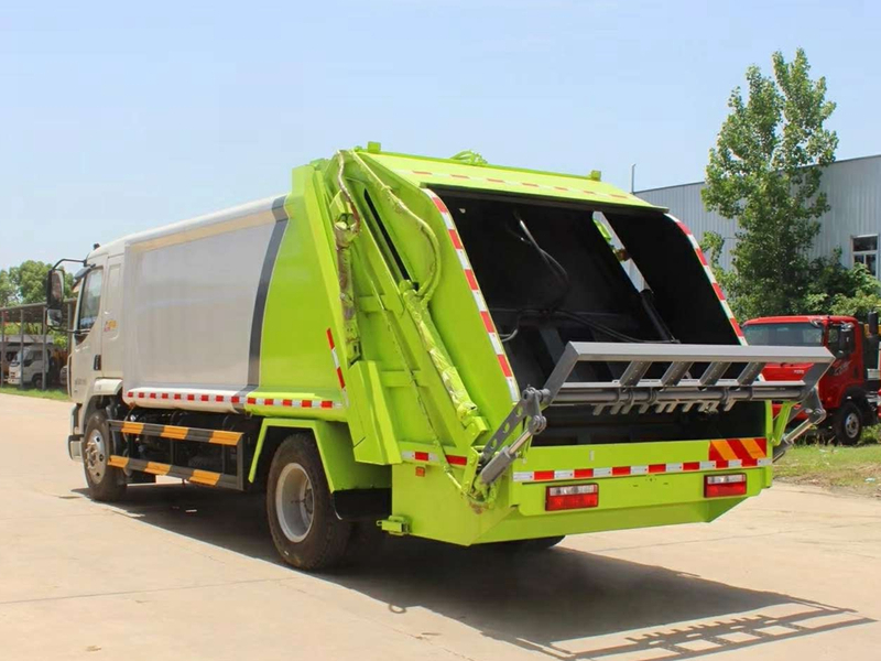 乘龙柳汽12吨压缩垃圾车图片小型压缩垃圾运输车