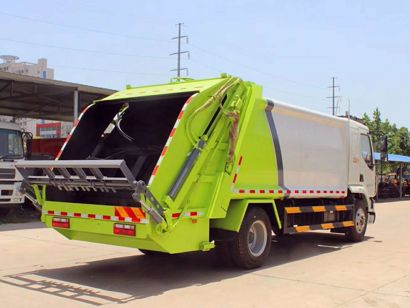 乘龙柳汽12吨压缩垃圾车图片小型压缩垃圾运输车