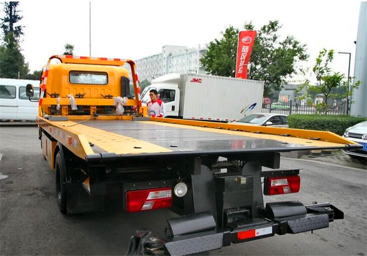宜宾市救援拖车价格_徐工重型道路救援车