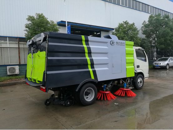 5吨扫路车销售价格_干吸式扫地车