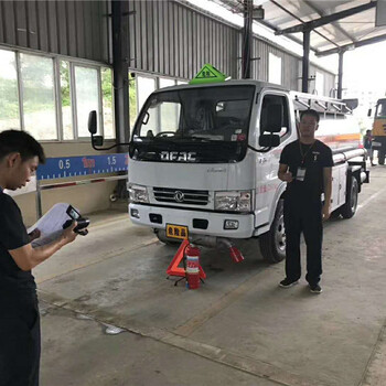 铁岭油罐车_随州加油车厂家_兰州油罐车