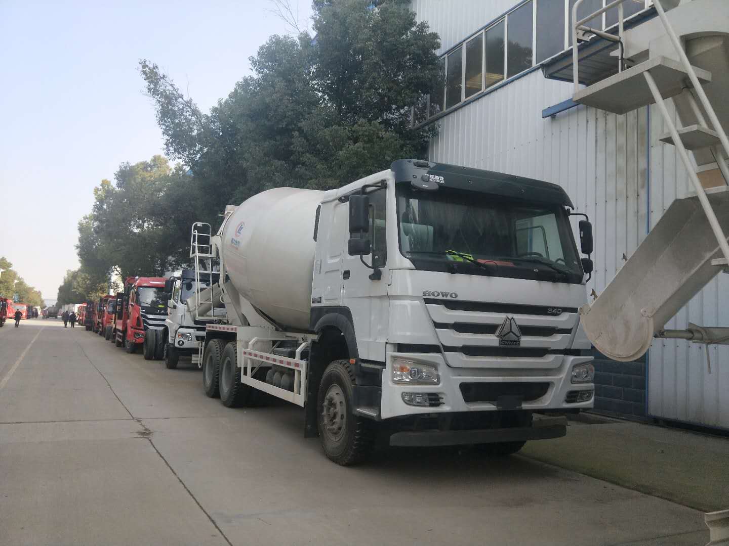 新乡市混凝土搅拌车载泵_儿童混凝土搅拌车