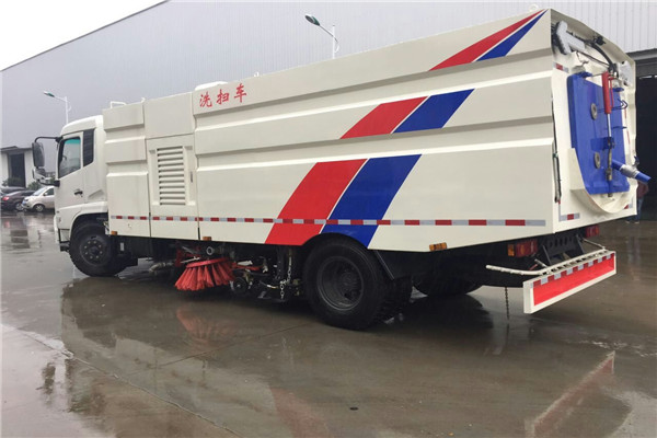 黄南藏族自治州5吨东风洗扫车_8方的厂家价钱实惠